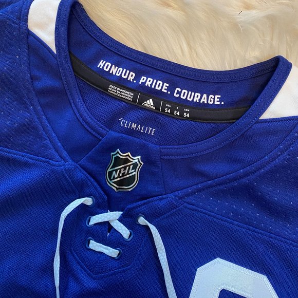Toronto Maple Leafs Tavares jersey - Picture 6 of 6